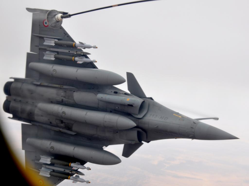 Illustration for article titled The Rafale really looks like a fighter from the future in these images